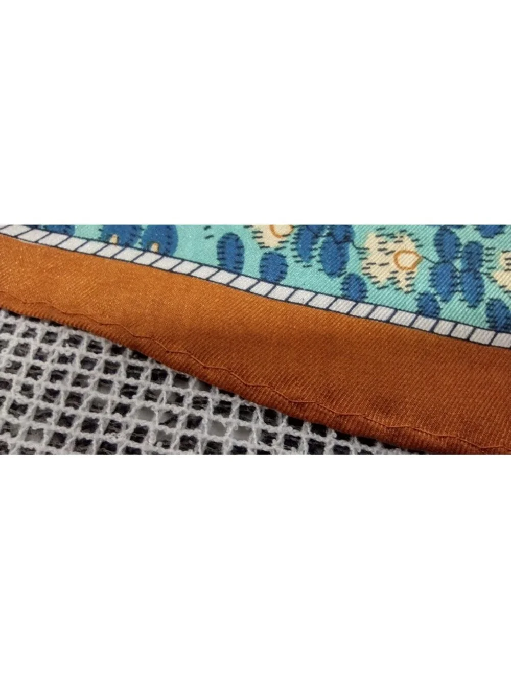 Vintage 60s 1970s Boho Scarf Wild Paisley Brown Blue Silk Blend 21 x 21 about